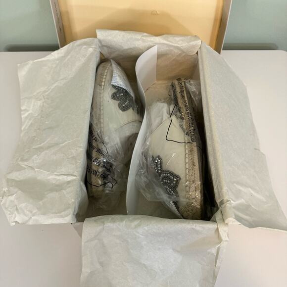 Marc Fisher Women's Slip On Espadrille Leather Beaded Rope Loafers Size 5.5 NIB - Picture 2 of 13